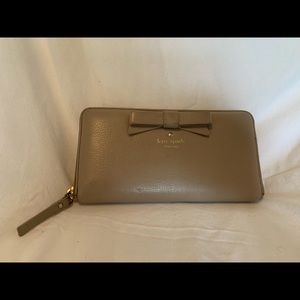 Kate Spade Bow Leather Wallet